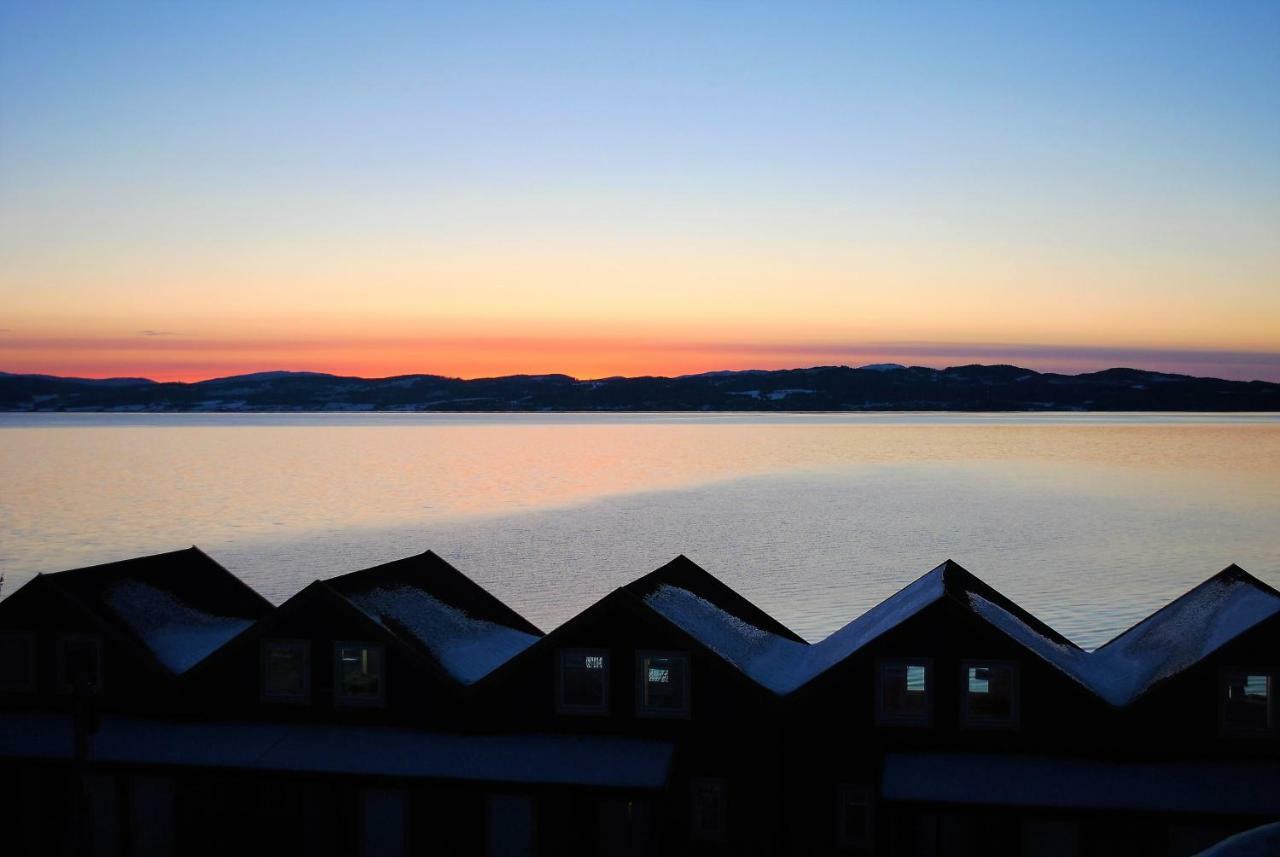 Hjellup Fjordbo *