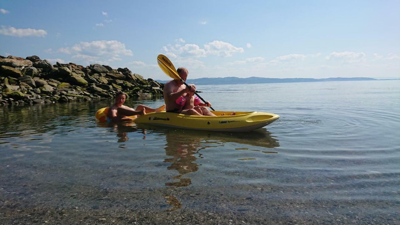 Сasa de vacaciones Hjellup Fjordbo *